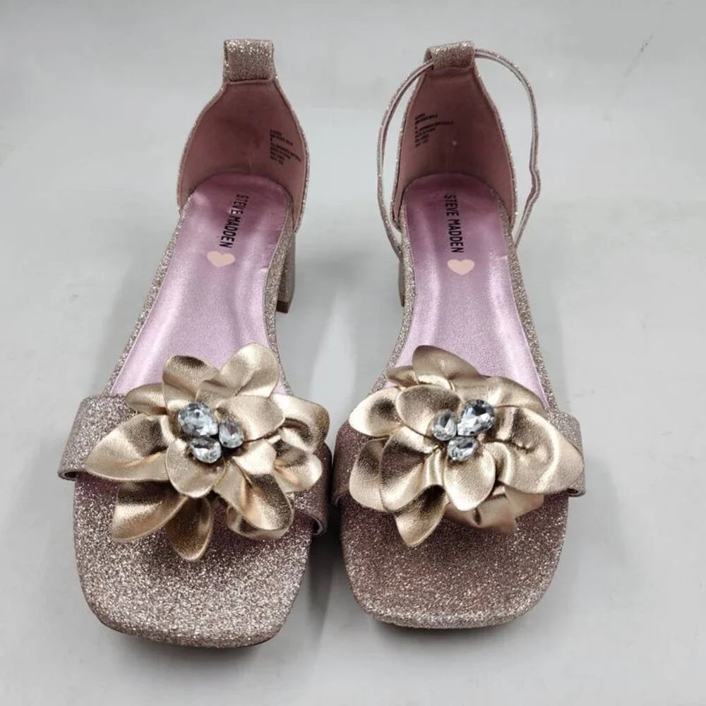 Steve Madden Lessa Flower Embellished Block Heel Sandals Girl's 4 Rose Gold